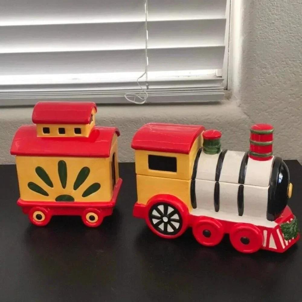 Pfaltzgraff Christmas Heritage Collection Train Car - Holiday Decor
